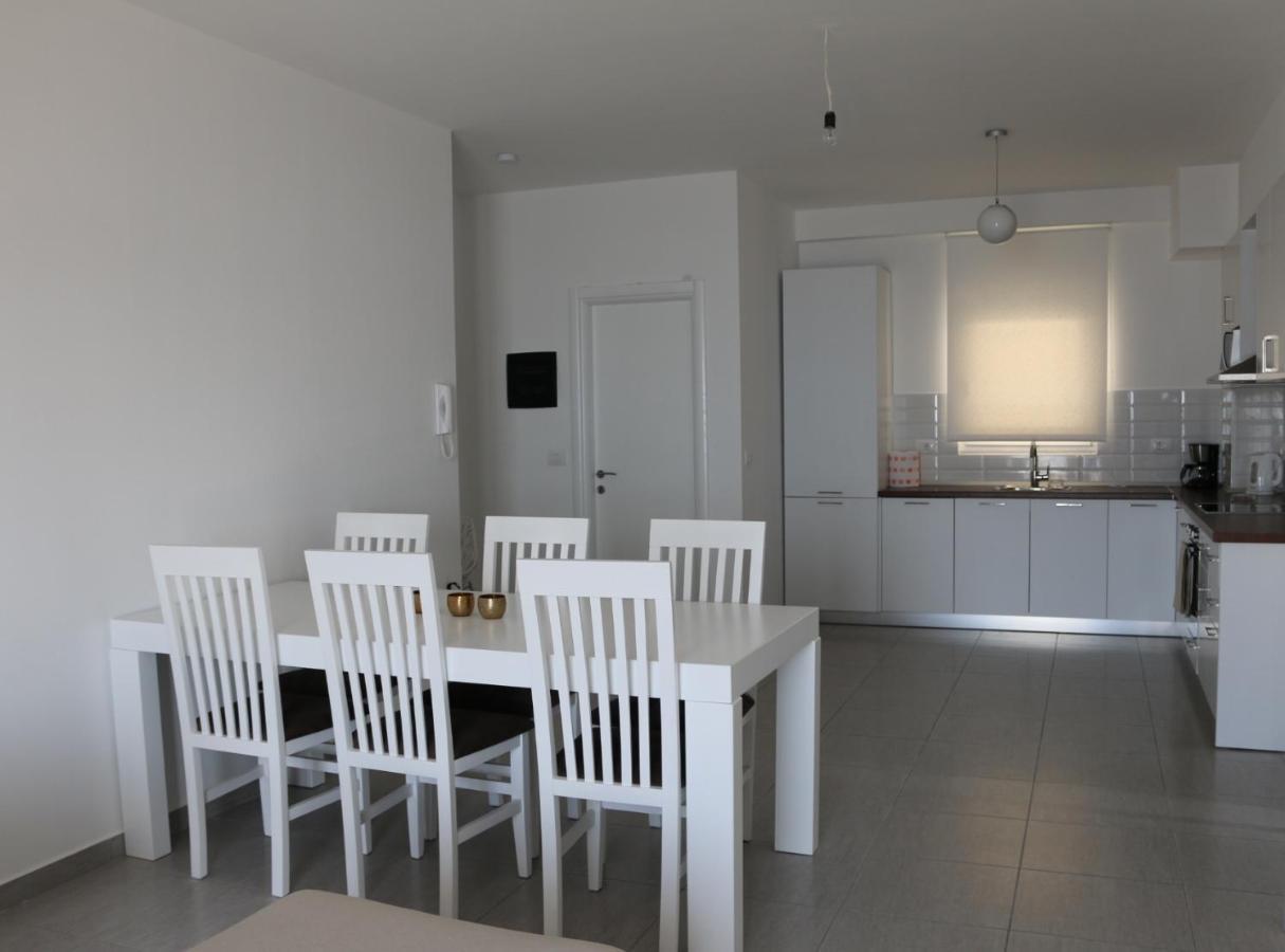 Saranda Sea View Apartment Luaran gambar