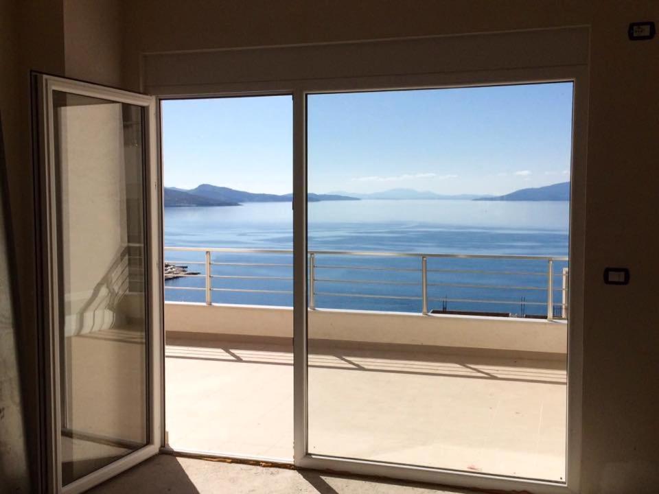 Saranda Sea View Apartment Luaran gambar